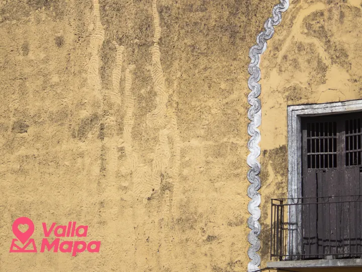 Colorful colonial street in Valladolid, Yucatan