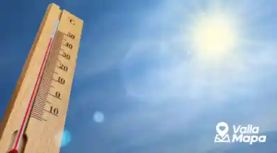Termómetro bajo el sol para explicar el calor de abril en Yucatán
